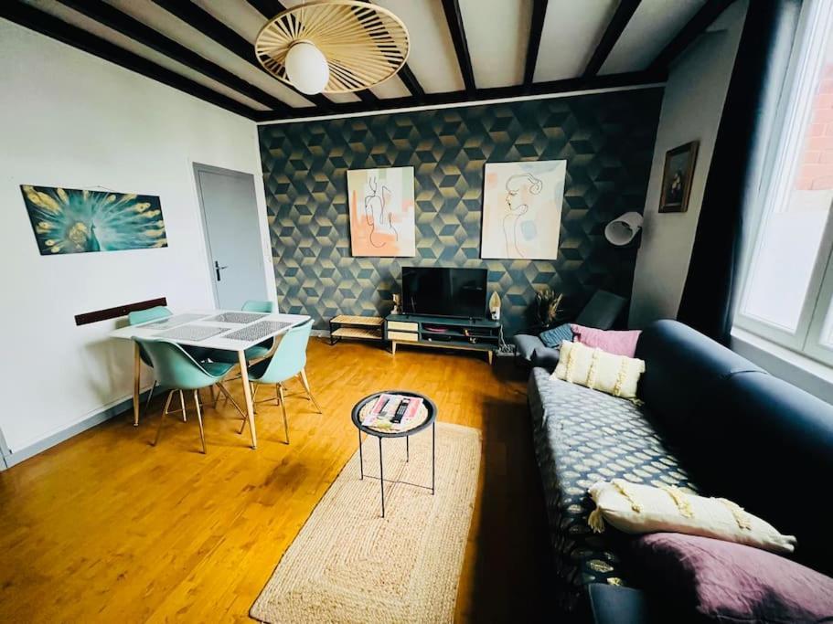 Apt Des Artistes, 3 Min A Pied Gare Et Centre Valenciennes Eksteriør billede