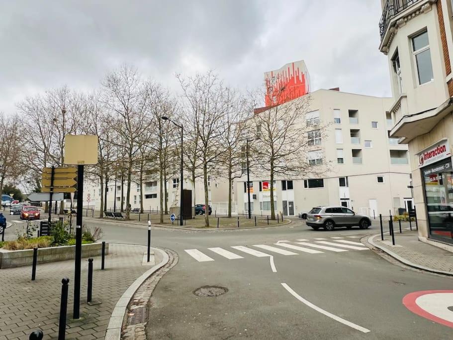Apt Des Artistes, 3 Min A Pied Gare Et Centre Valenciennes Eksteriør billede