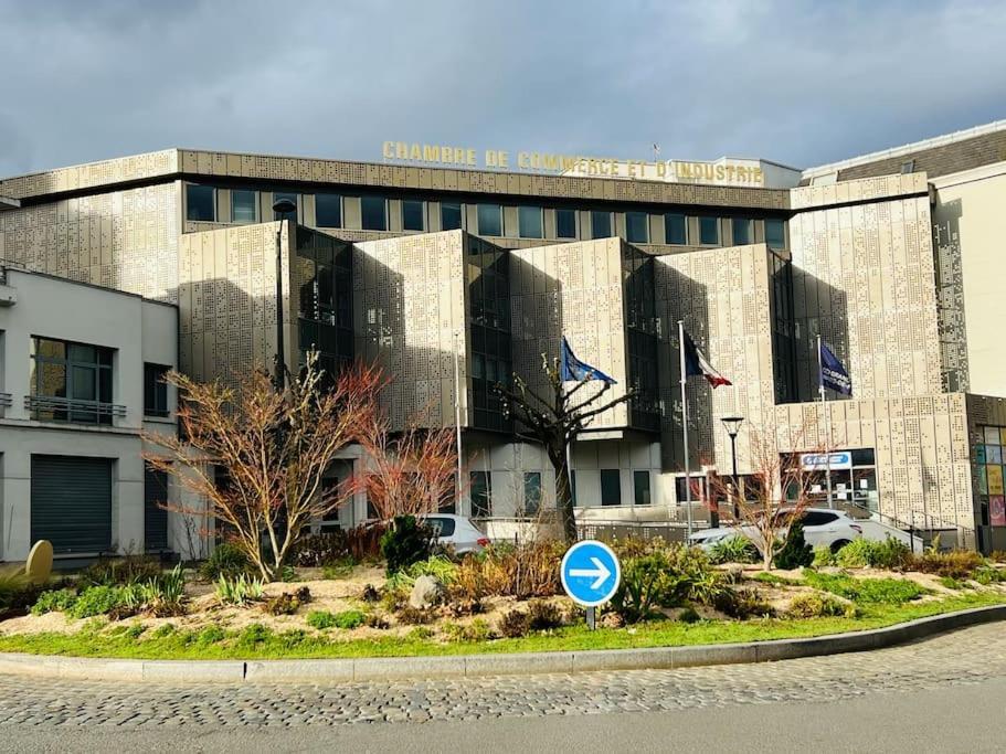 Apt Des Artistes, 3 Min A Pied Gare Et Centre Valenciennes Eksteriør billede
